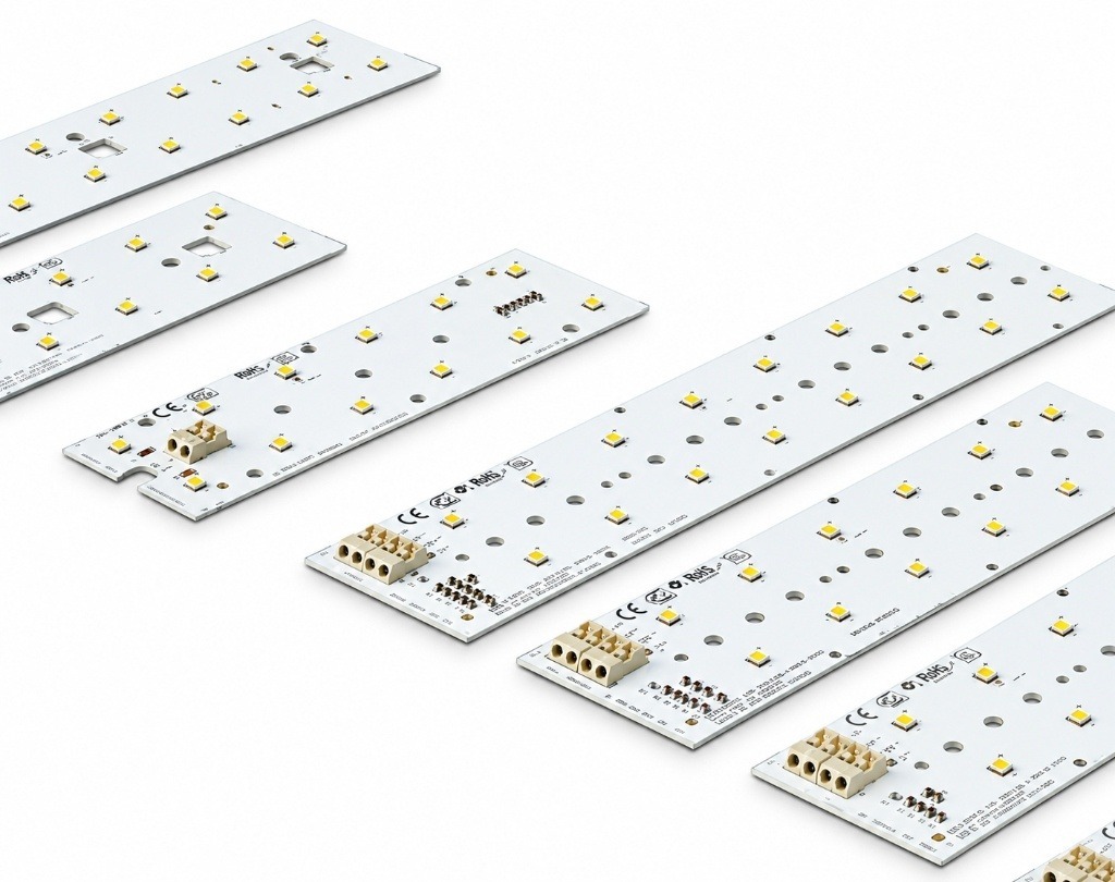 Thanh module bo mạch Chip LED Philips Lumileds quang thông cao và thấu kính batwing